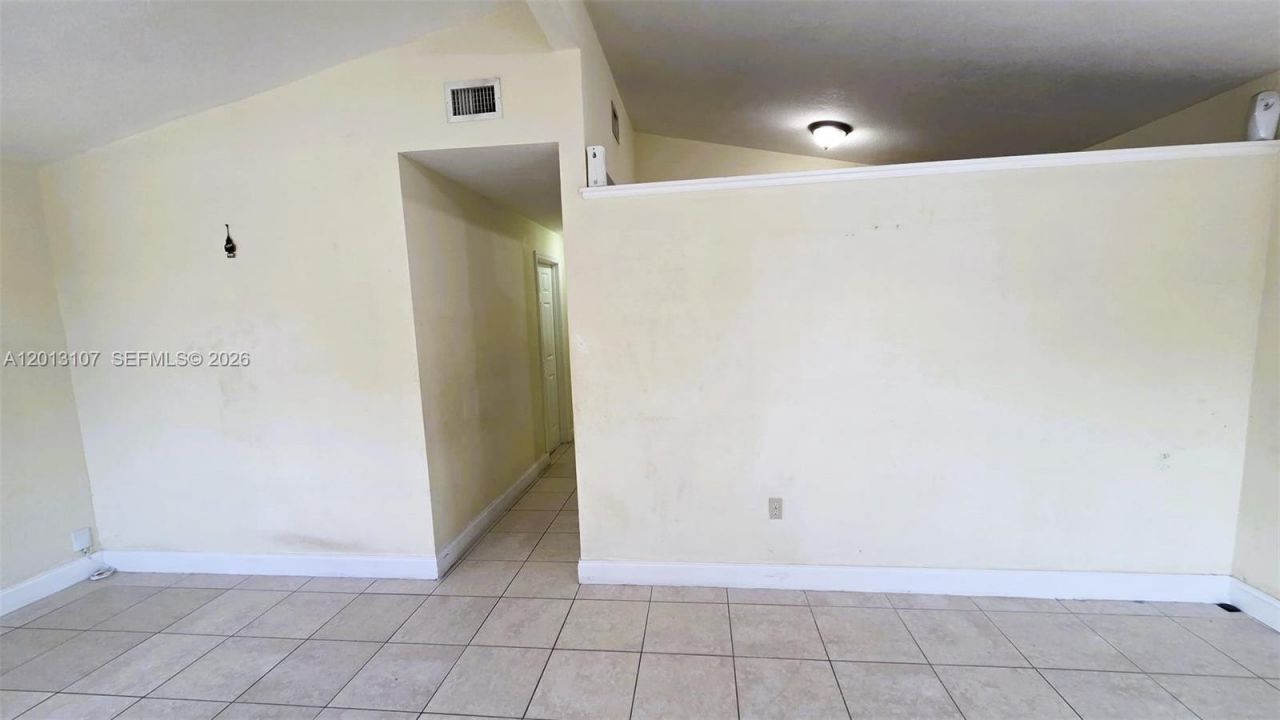 2335 NW 55th St, Miami, FL 33142 Photo