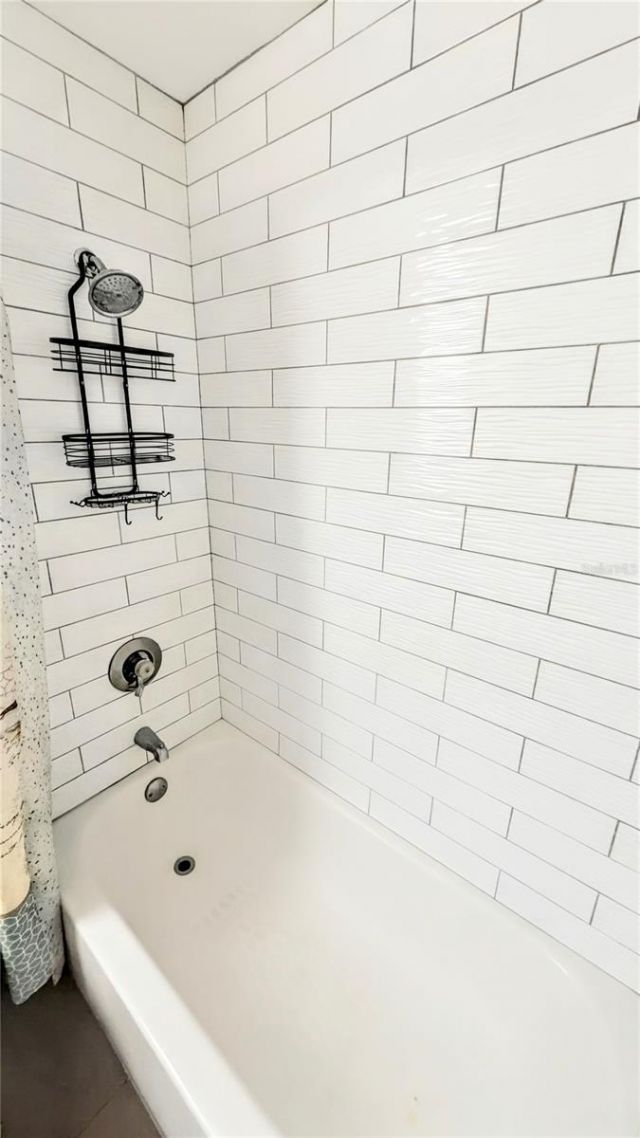 850 S Tamiami Trail , Unit 409, Sarasota, FL 34236 Photo