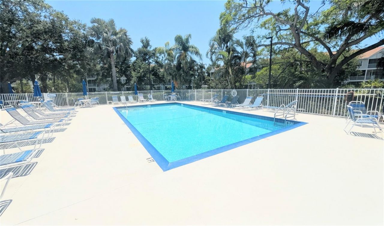 850 S Tamiami Trail , Unit 409, Sarasota, FL 34236 Photo