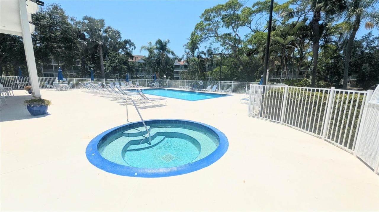 850 S Tamiami Trail , Unit 409, Sarasota, FL 34236 Photo