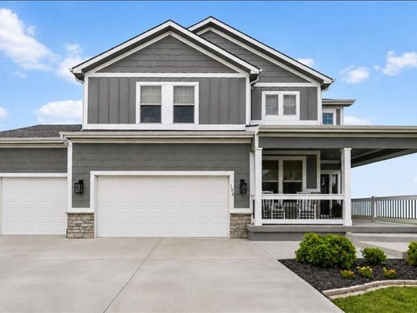 1334 N 161st Terrace, Basehor, KS 66007