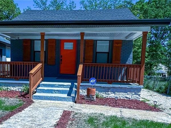 7225 College Avenue, Kansas City, MO 64132