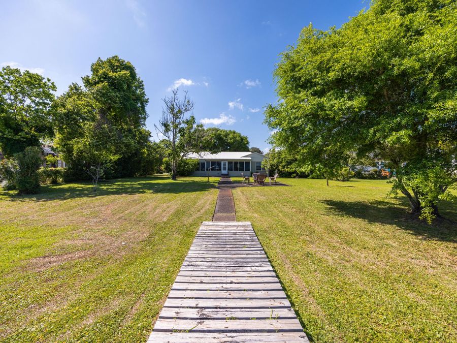 Property Image 37