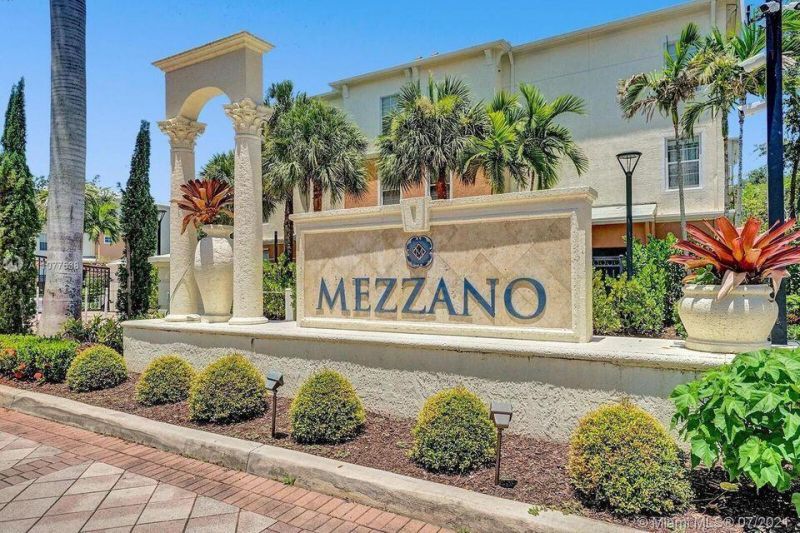 9873 Baywinds Boulevard, Unit 5212, West Palm Beach, FL 33411 Photo