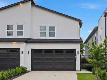 2811 Harston Street, Dallas, TX 75212