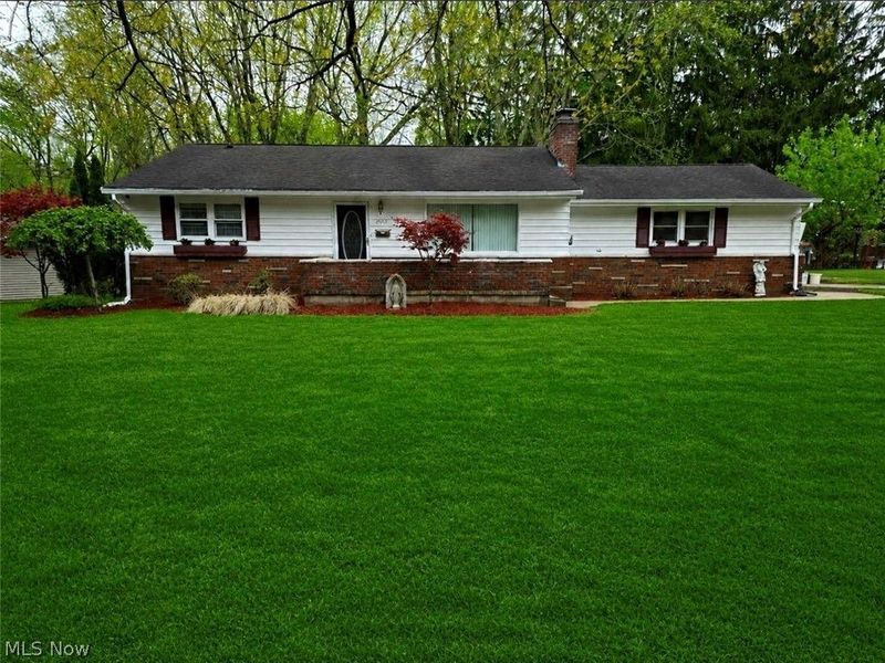 1702 Bears Den Road, Youngstown, OH 44511 Photo 1