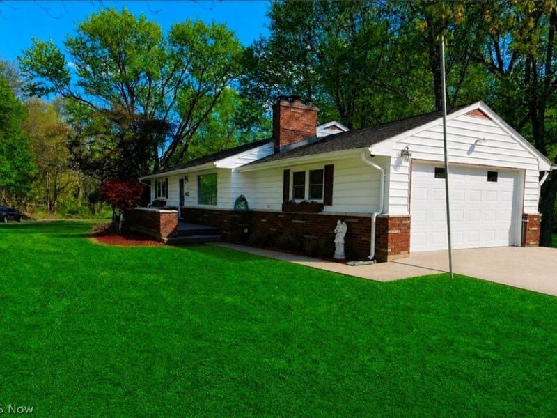 1702 Bears Den Road, Youngstown, OH 44511 Photo 2