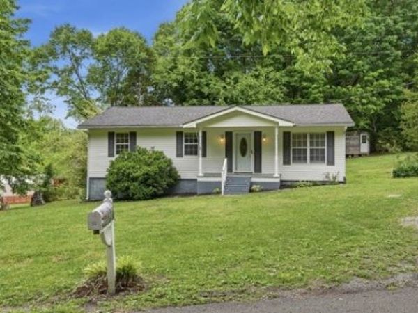 91 Golden Rd , Lynchburg, TN 37352