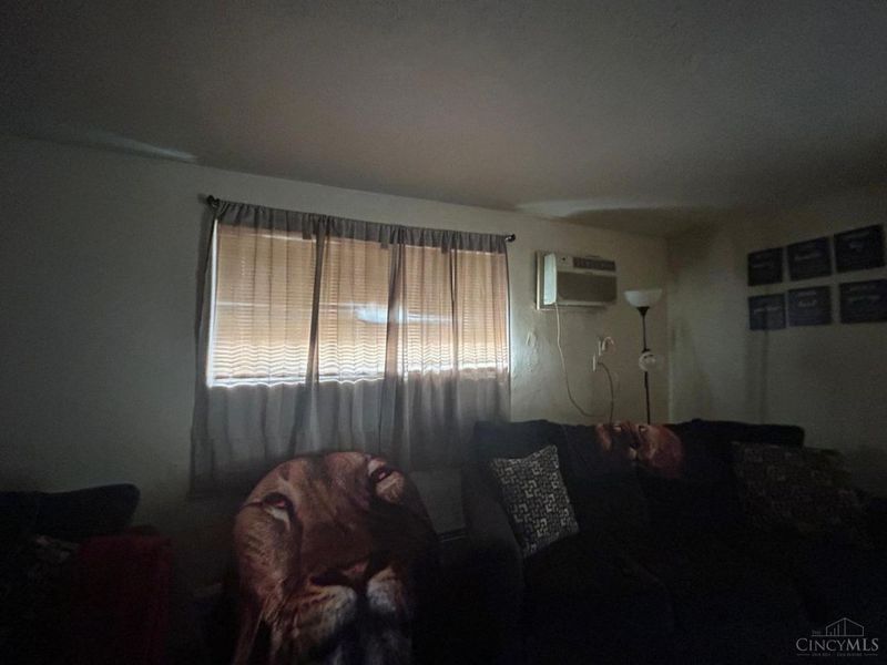 4467 Lee rd, Cleveland, OH 44128 Photo 22
