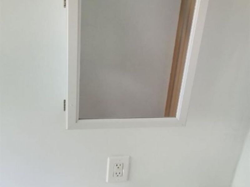 4467 Lee rd, Cleveland, OH 44128 Photo 5