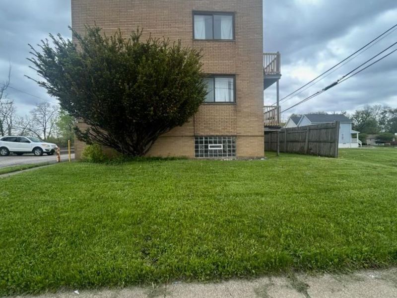4467 Lee Road, Cleveland, OH 44128 Photo 6