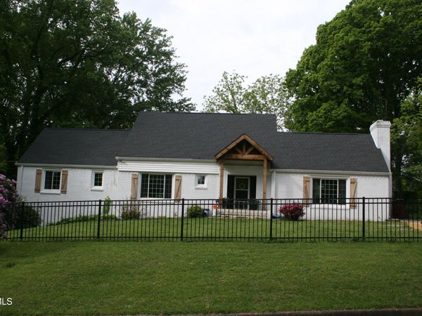 321 Baron Drive, Johnson City, TN 37601