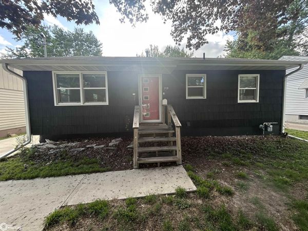 719 Mckinley Avenue, Ottumwa, IA 52501