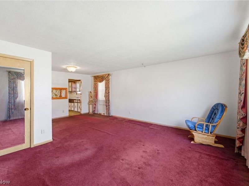 8230 Reed Avenue, Garfield Heights, OH 44125 Photo 12