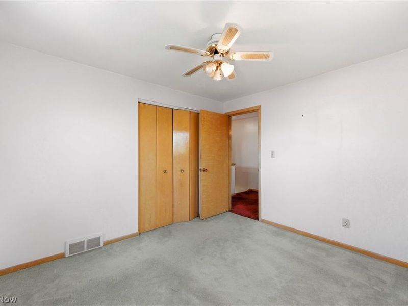 8230 Reed Avenue, Garfield Heights, OH 44125 Photo 16