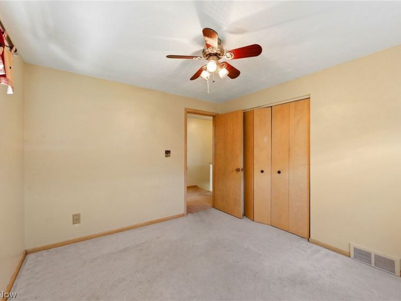 8230 Reed Avenue, Garfield Heights, OH 44125 Photo 37
