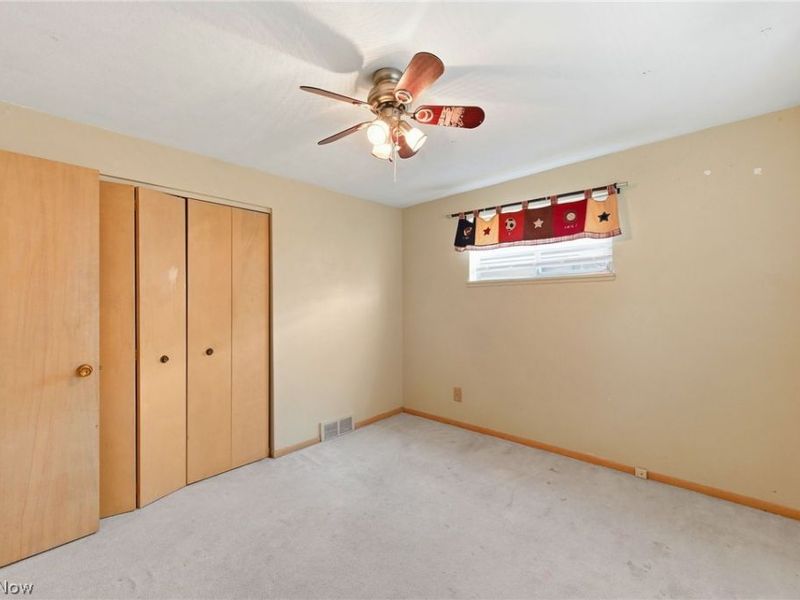8230 Reed Avenue, Garfield Heights, OH 44125 Photo 38