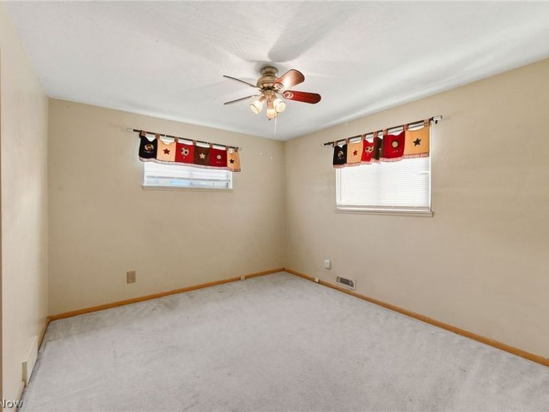 8230 Reed Avenue, Garfield Heights, OH 44125 Photo 39