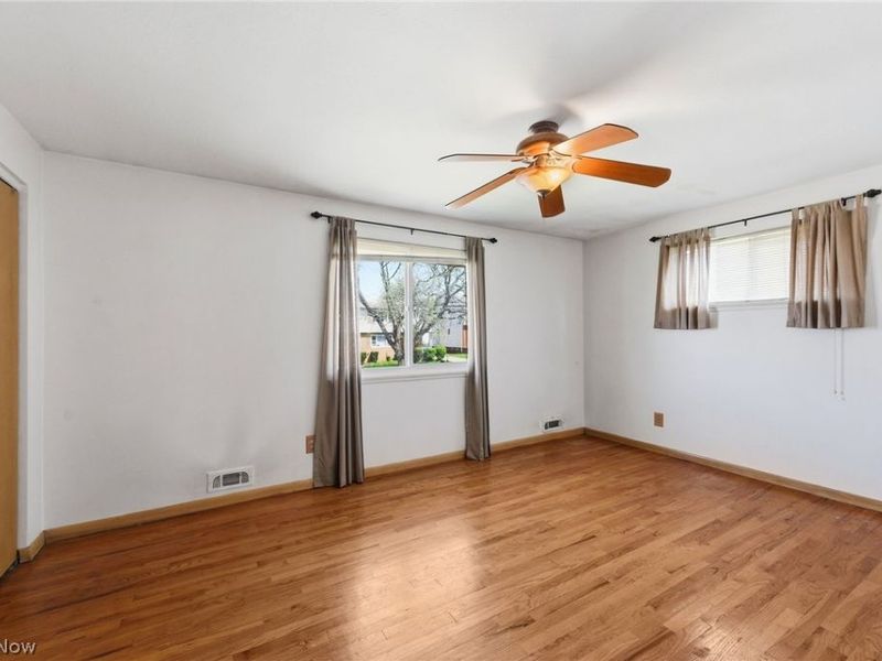 8230 Reed Avenue, Garfield Heights, OH 44125 Photo 40
