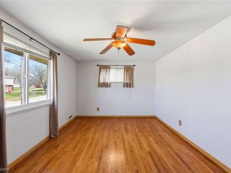 8230 Reed Avenue, Garfield Heights, OH 44125 Photo 41