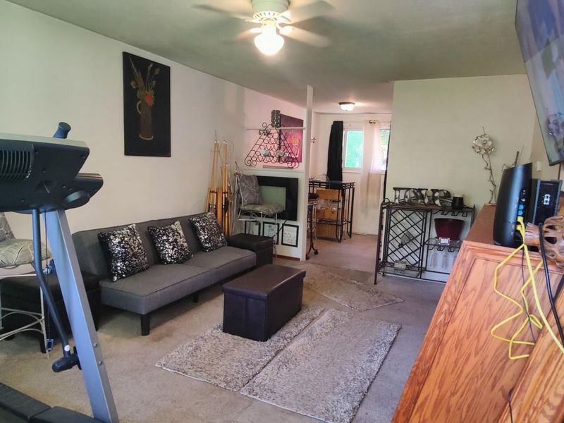 3484 E Deshler Avenue, Columbus, OH 43227 Photo 7