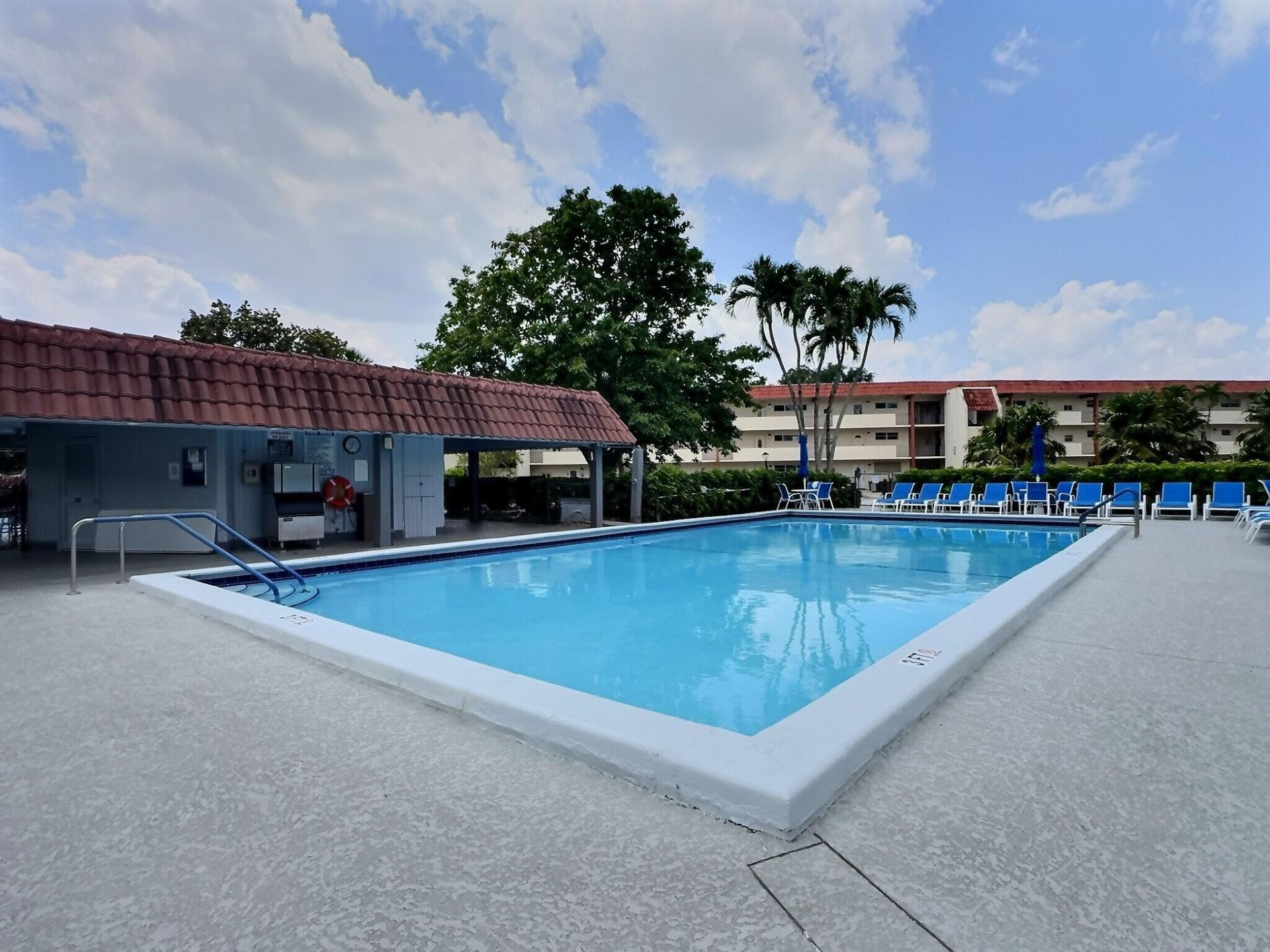 400 S Hollybrook Drive, Unit 202, Pembroke Pines, FL 33025 Photo