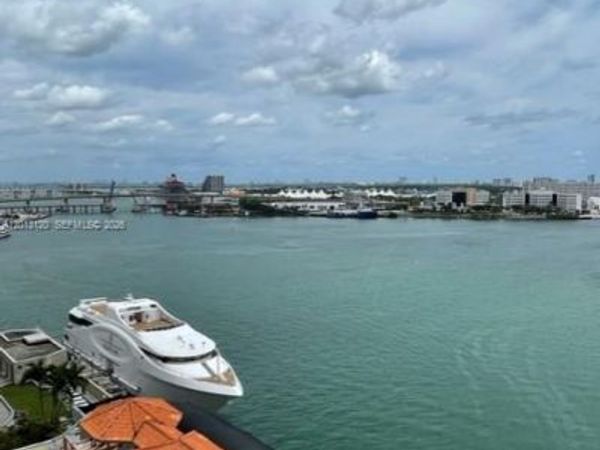 335 S Biscayne Blvd , Unit 1510, Miami, FL 33131