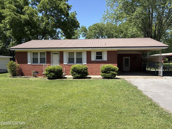 84 W Tanner Street , Alamo, TN 38001