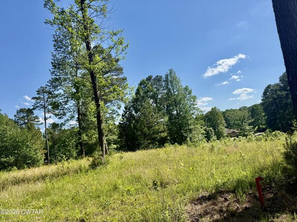 23/24 Channing Way , Camden, TN 38320