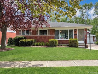 1274 Fontaine Avenue, Madison Heights, MI 48071