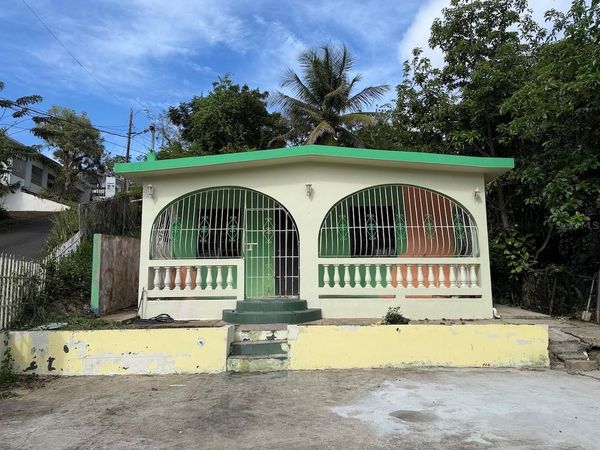 52 A COMM. BAJANDAS, PR-925 INT. , HUMACAO, PR 00791