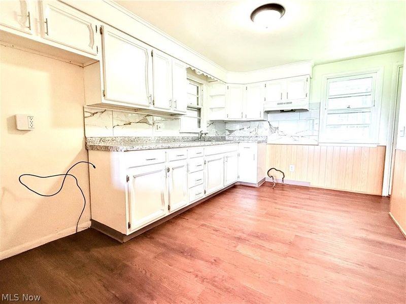 2350 7th Street NE, Canton, OH 44704 Photo 6