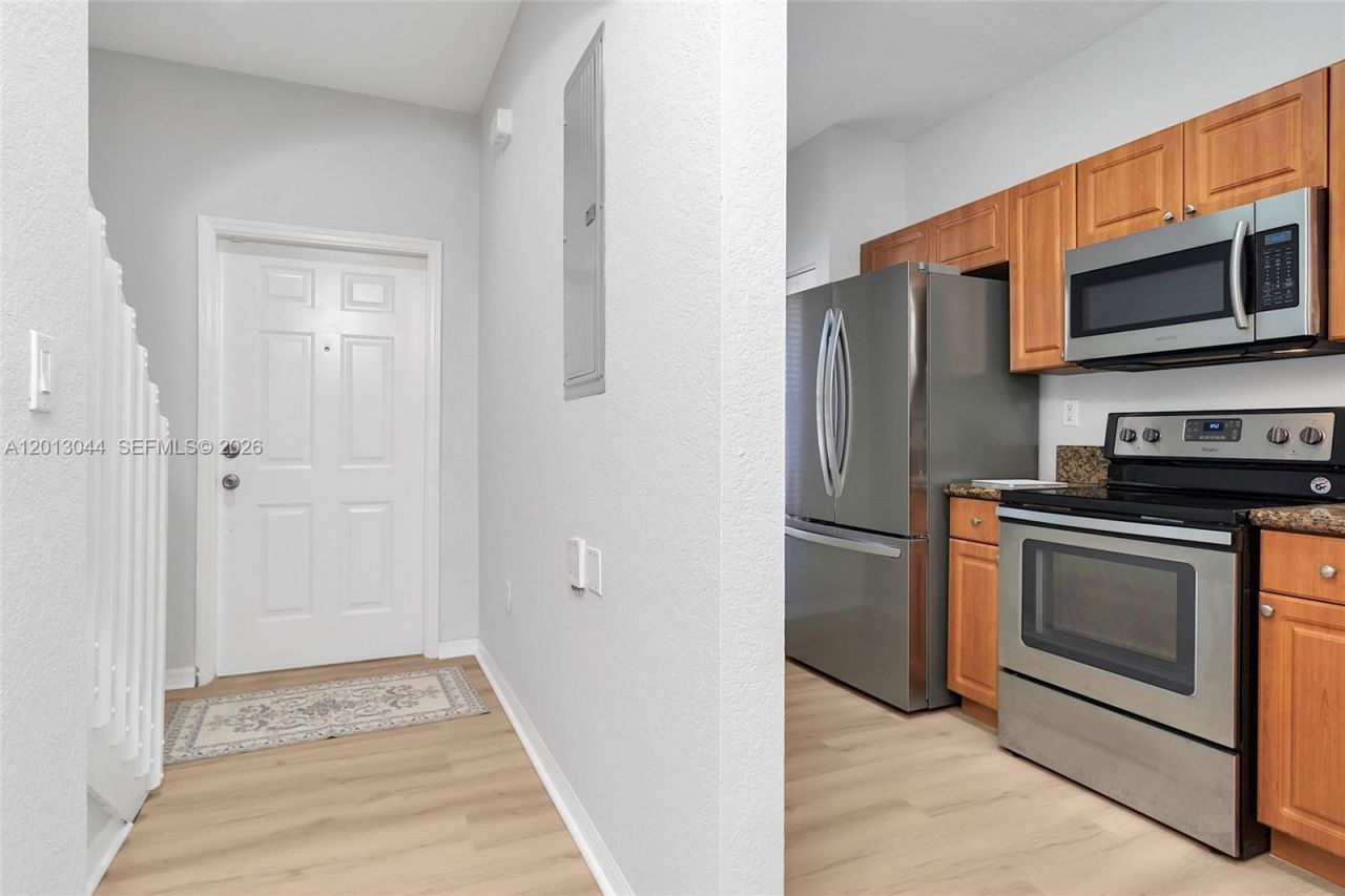 4967 SW 140th Ter , Unit 5, Miramar, FL 33027 Photo