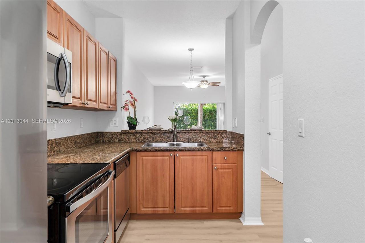 4967 SW 140th Ter , Unit 5, Miramar, FL 33027 Photo