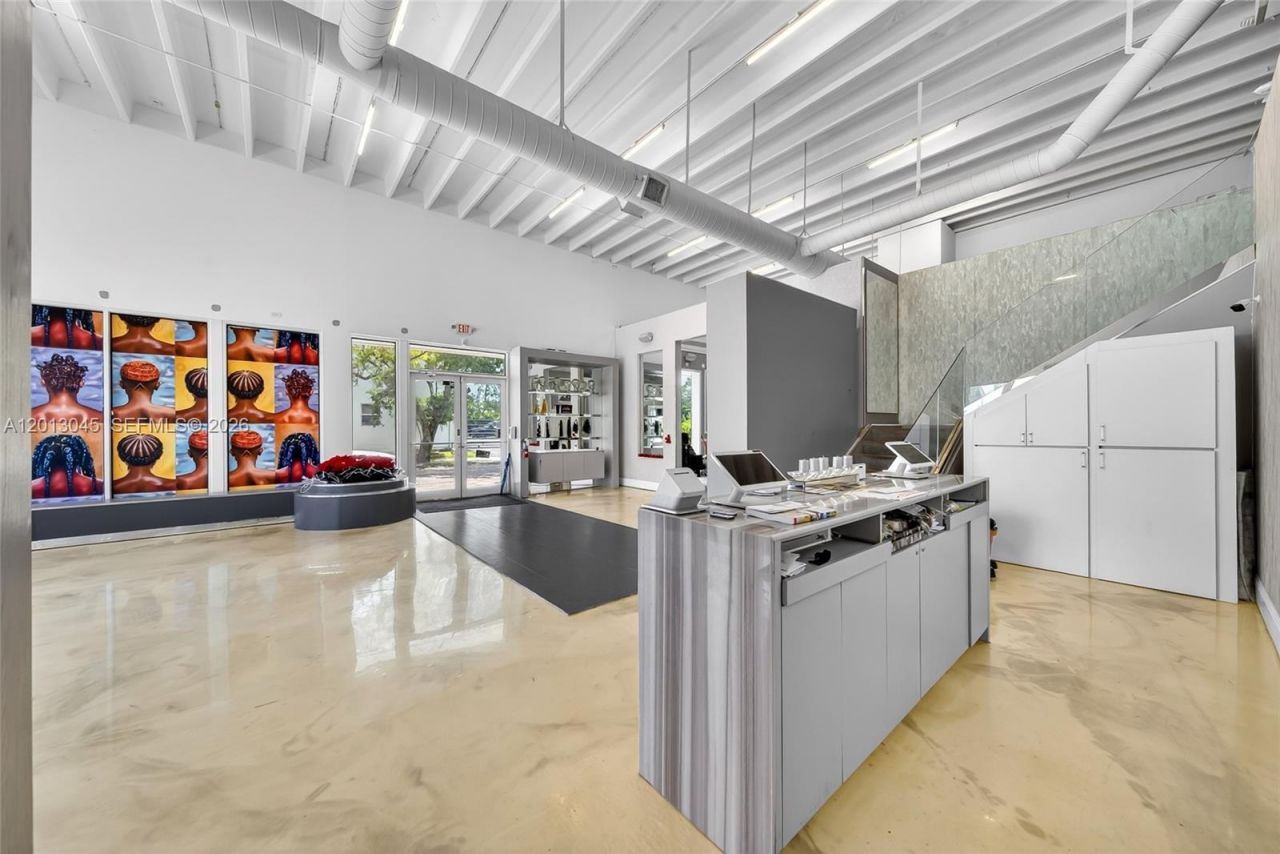 201 NW 37th St , Miami, FL 33127 Photo