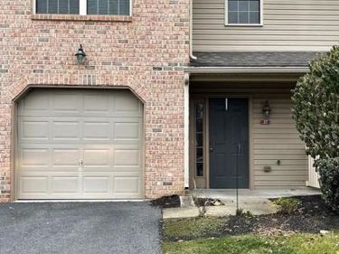 17 SPRING VIEW STREET, CARLISLE, PA 17013