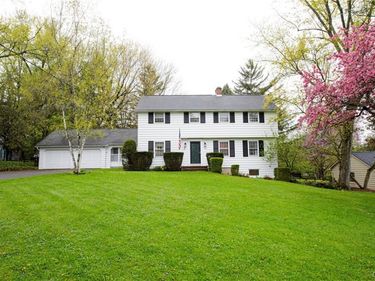 512 Maple Drive, Fayetteville, NY 13066