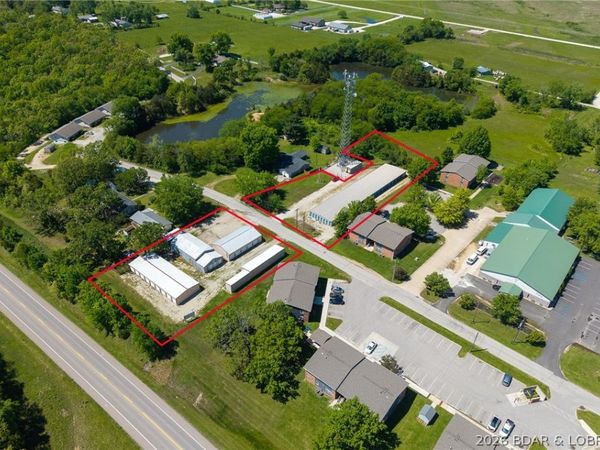 800 South 2nd Street, Versailles, MO 65084