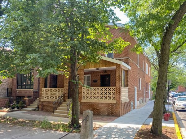 702 S May Street , Chicago, IL 60607
