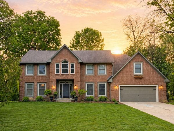3805 S Village Drive , New Palestine, IN 46163