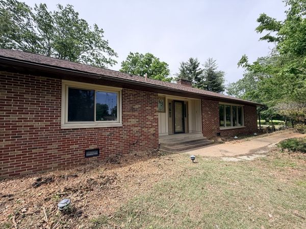 1400 Miller Drive , Herrin, IL 62948