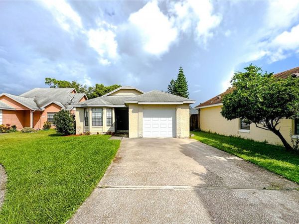 7821 FARNSWORTH COURT , ORLANDO, FL 32825