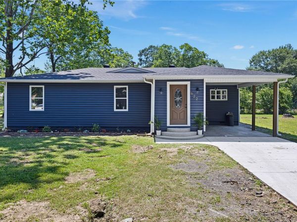 622 Greenwich Avenue , Russellville, AR 72801