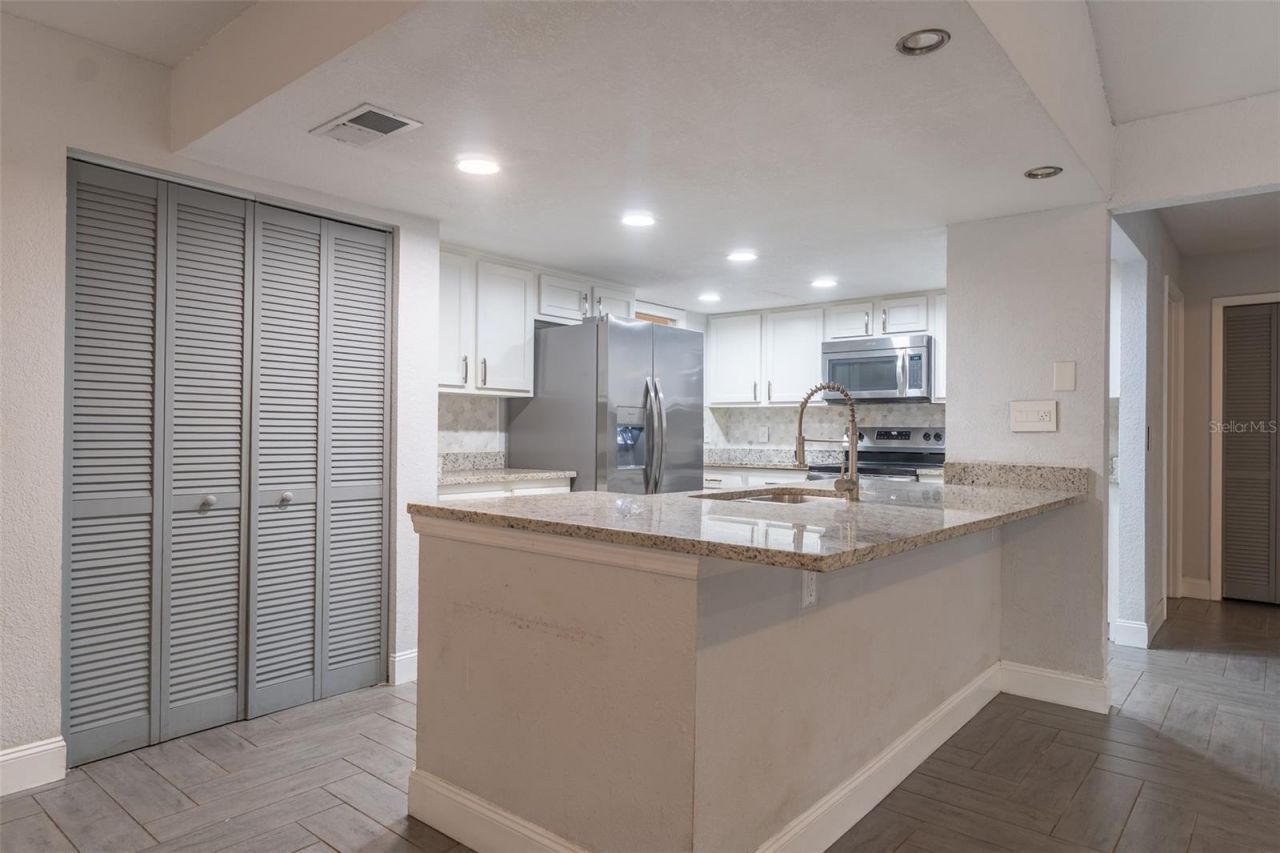 2402 Prairie Place , Lutz, FL 33549 Photo