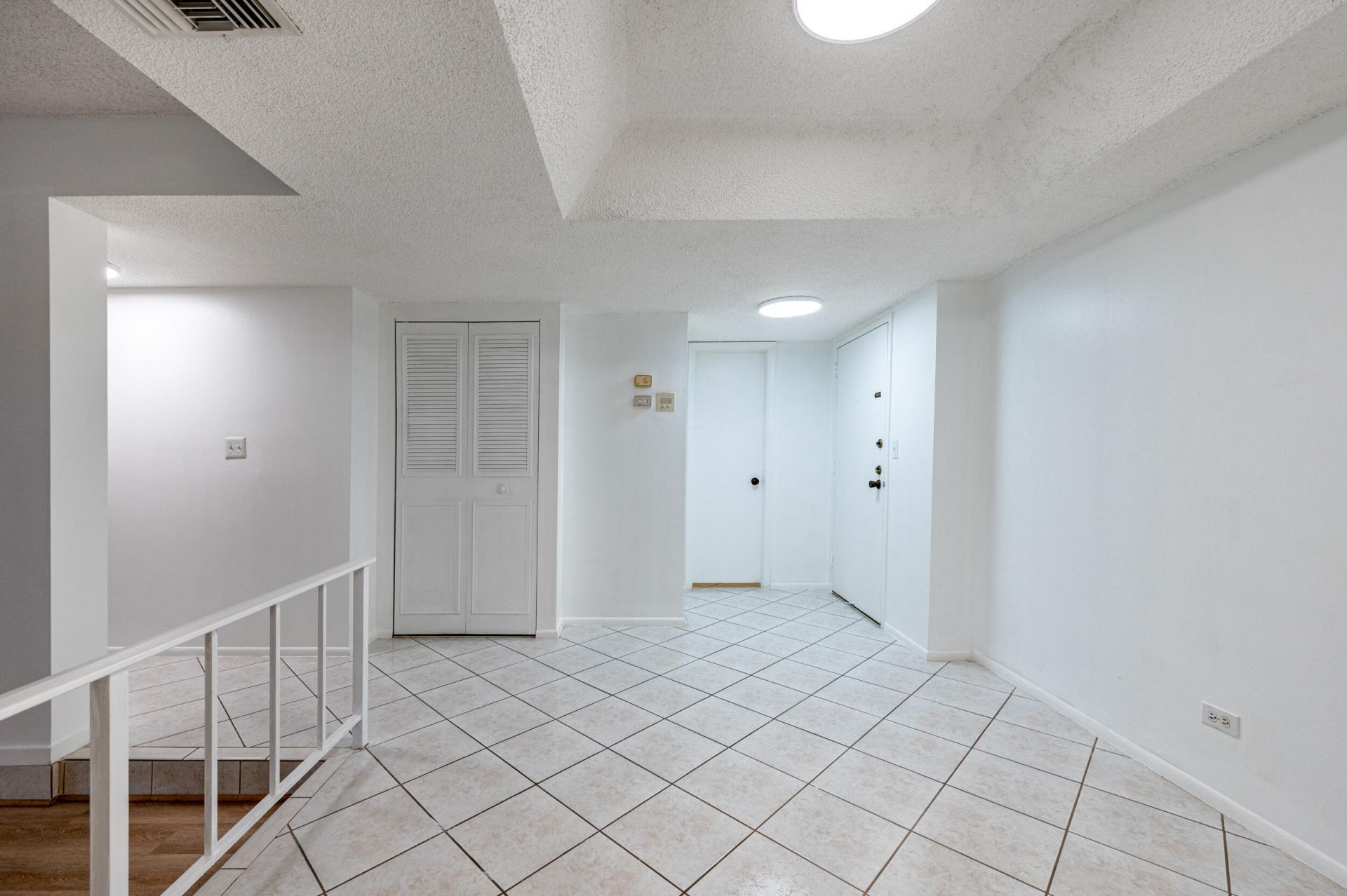 3660 Inverrary Drive, Unit 3q, Lauderhill, FL 33319 Photo