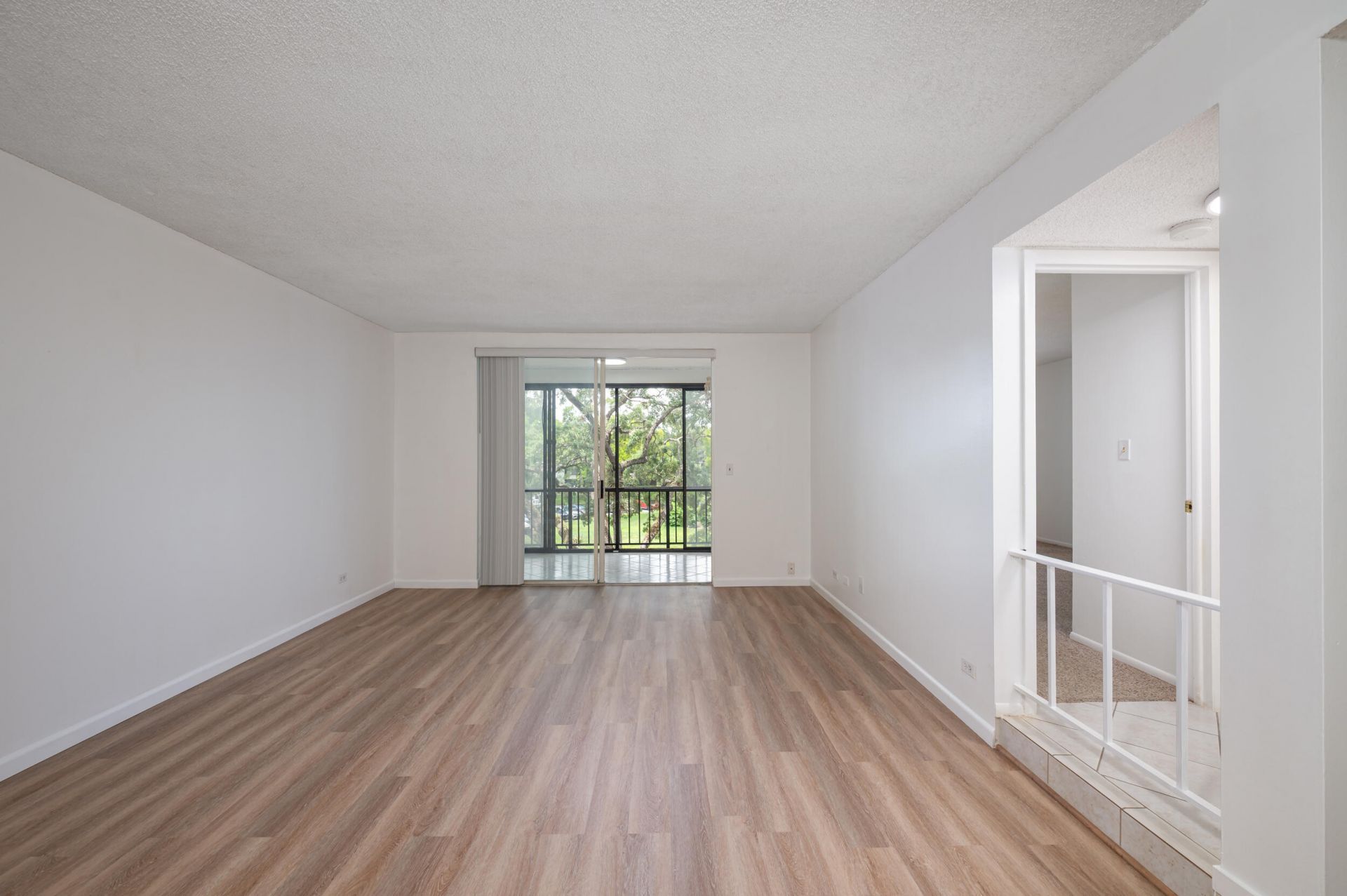 3660 Inverrary Drive, Unit 3q, Lauderhill, FL 33319 Photo
