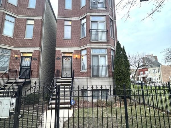 4242 S Vincennes Avenue , Unit 2, Chicago, IL 60653