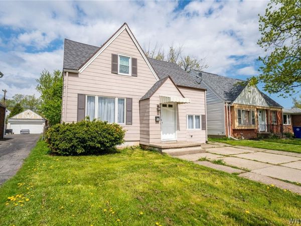 368 Grover Cleveland Highway, Amherst, NY 14226