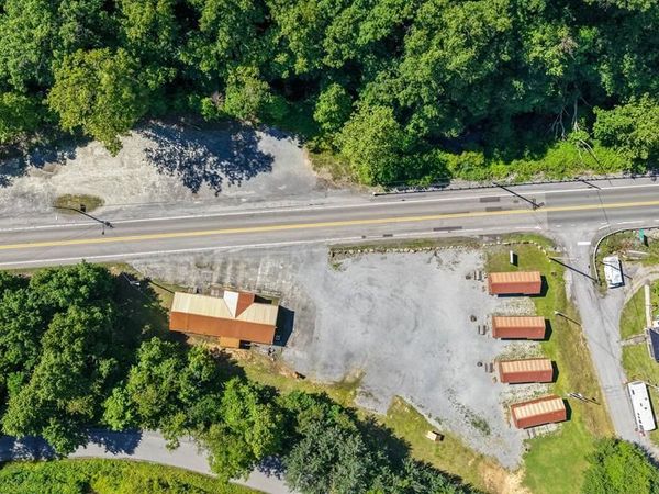 137 BEARHOLE ROAD, PINEVILLE, WV 24874