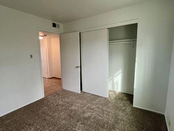 8008 Grand Avenue NE, Albuquerque, NM 87108